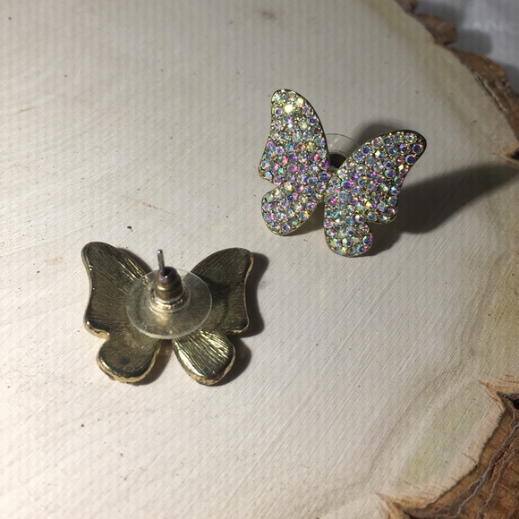 Vintage earring set! - Picture 3 of 6